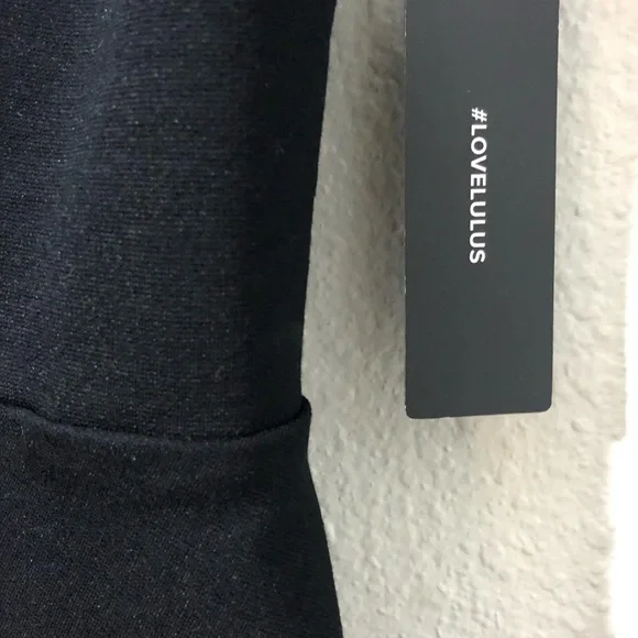 NWT LULU’S Don’t Stop the Beat Backless Crisscross Skater Dress Blk Sz M - Picture 7 of 15